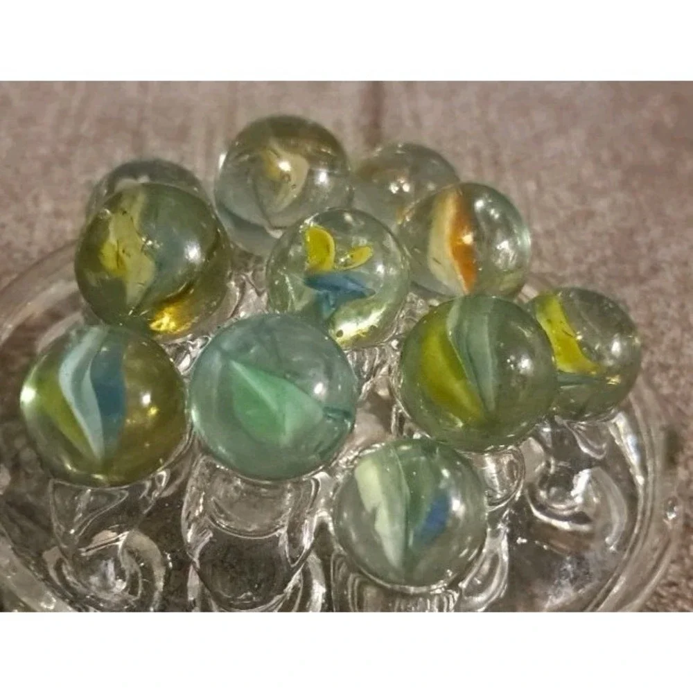 Lot Of 11 Estate Sale Marbles Cats Eyes